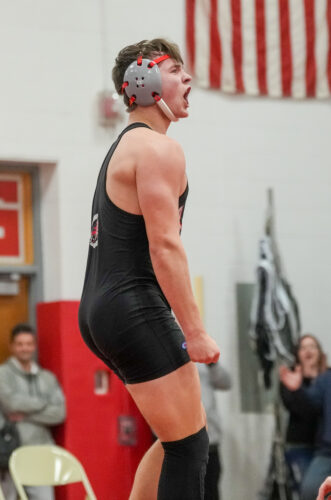 Scarlet Dragons beat Highlanders